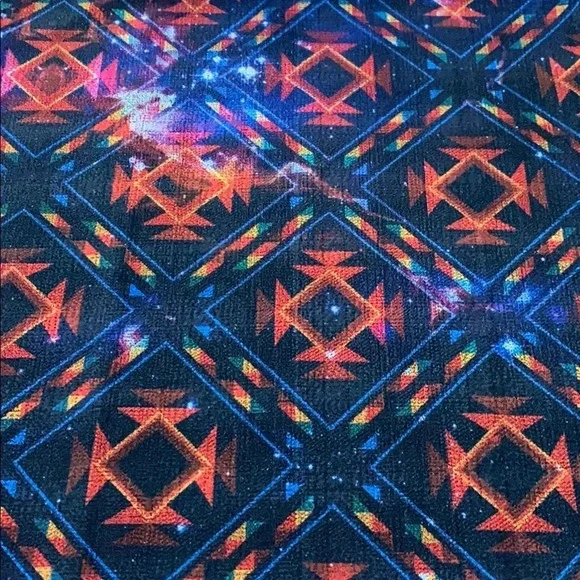 ❤️ FINAL PRICE ❤️ NWT! Women’s Lularoe Cassie skirt Medium - Picture 2 of 3